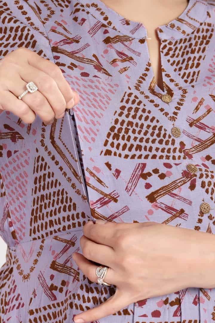 MomsBae Dusty Rose Geometric Linen Feeding Dress, nursing opening detail