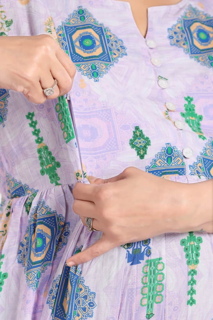 MomsBae Lilac Ikat Linen Maternity Feeding Dress, nursing opening detail