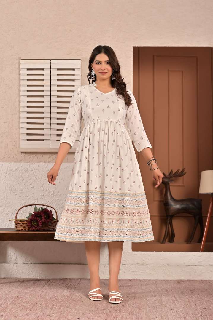 Pristine White Printed Feeding Kurta