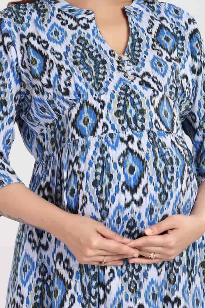 MomsBae Indian Motif Linen Printed Maternity Dress, neckline and print detail