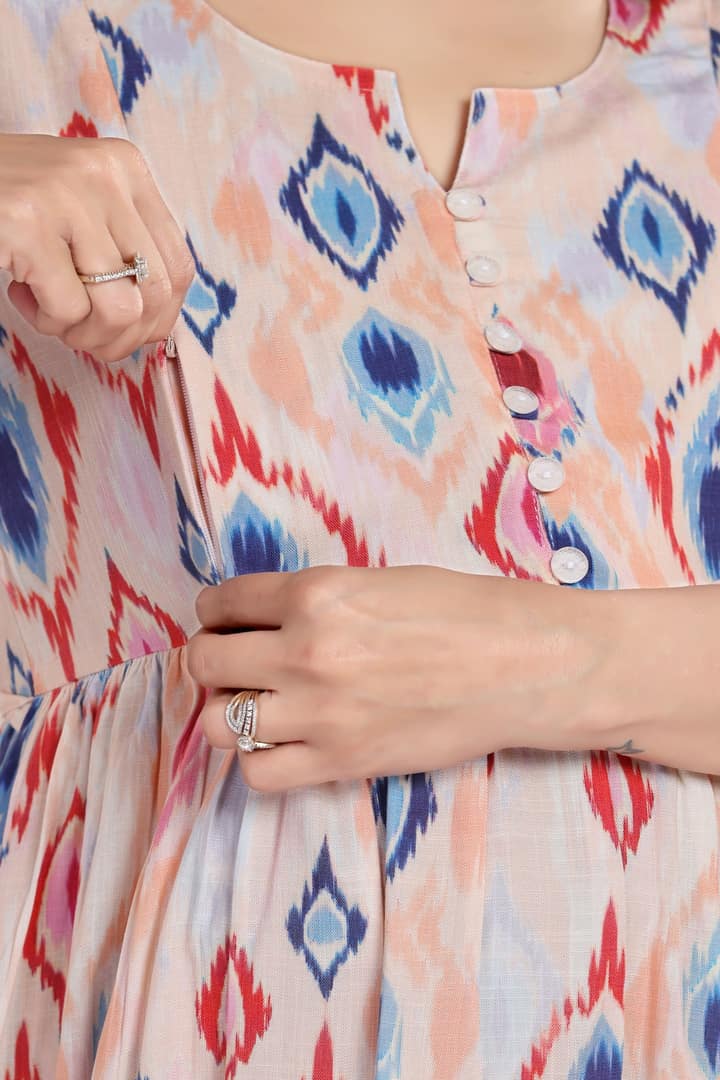 MomsBae Coral Ikat Linen Maternity Feeding Dress, nursing opening detail