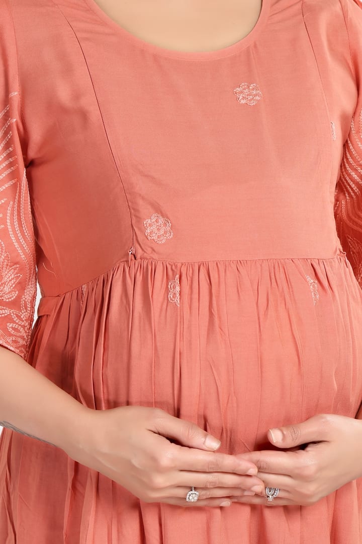 MomsBae Peach Embroidered Maternity Feeding Dress, neckline and print detail