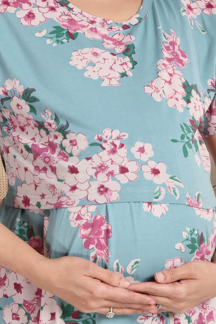 MomsBae Surf Blue Printed Zipless Feeding Nightie, floral print detail